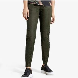 NWT Ted Baker Shiney Slim Green Croc Effect The Classic Skinny Jeans sz 34